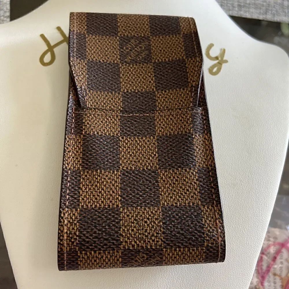 LV Epi Cigarette Case impeccable condition with new silver chain in original box